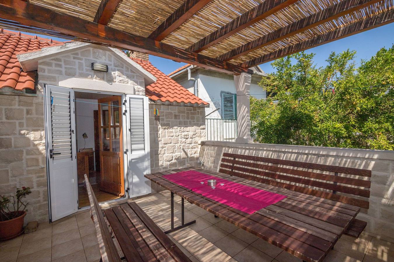 House Sanda in Kastel Stari, Kaštela