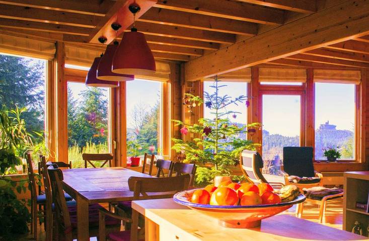 Gîte pour 14 personnes, avec terrasse et jardin