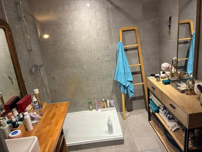 Gîte pour 2 personnes, avec terrasse dans Arenes De Nimes - 4