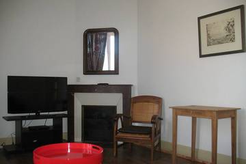 Gîte pour 6 personnes, avec terrasse et jardin à Ligny-le-Châtel