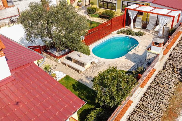 Villa für 3 Personen, mit Pool und Garten, mit Haustier in Kroatien - 2