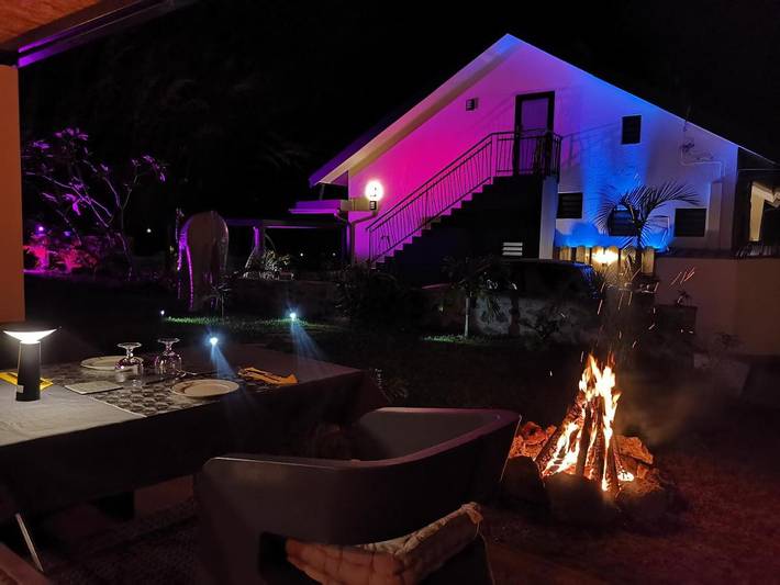 Appart’hôtel pour 2 personnes, avec vue et jardin sur l' Île de la Réunion - 2