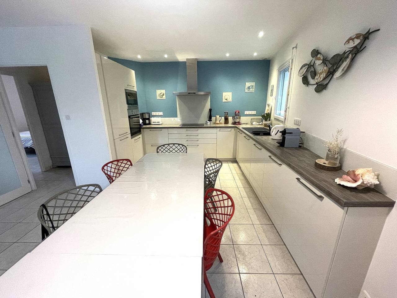 Grande maison près du phare avec Wi-Fi, animaux admis, parking, proche plage pour 8 personnes in La Tranche-sur-Mer, Vendée