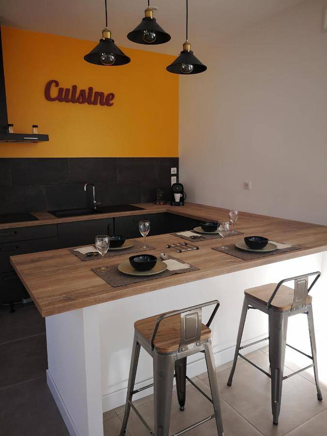 Gîte pour 8 personnes, avec Balcon ainsi que Terrasse et Vue à Esquièze-Sère - 3