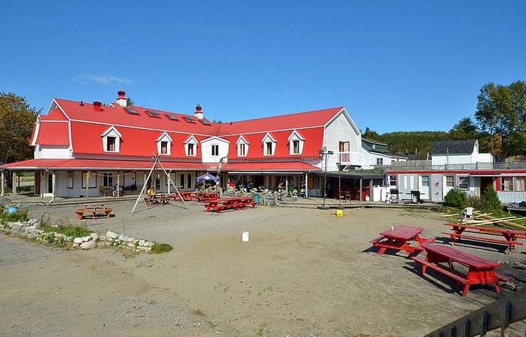 Auberge pour 5 personnes, avec jardin et terrasse