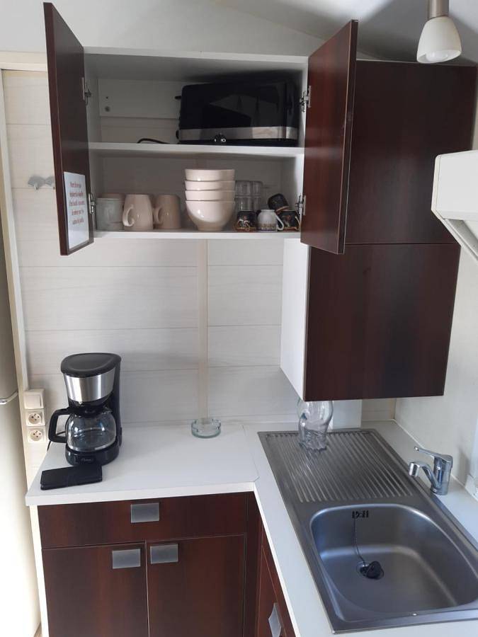 Location de vacances pour 4 personnes, avec terrasse ainsi que jacuzzi et piscine dans Plage des Briantais - 3