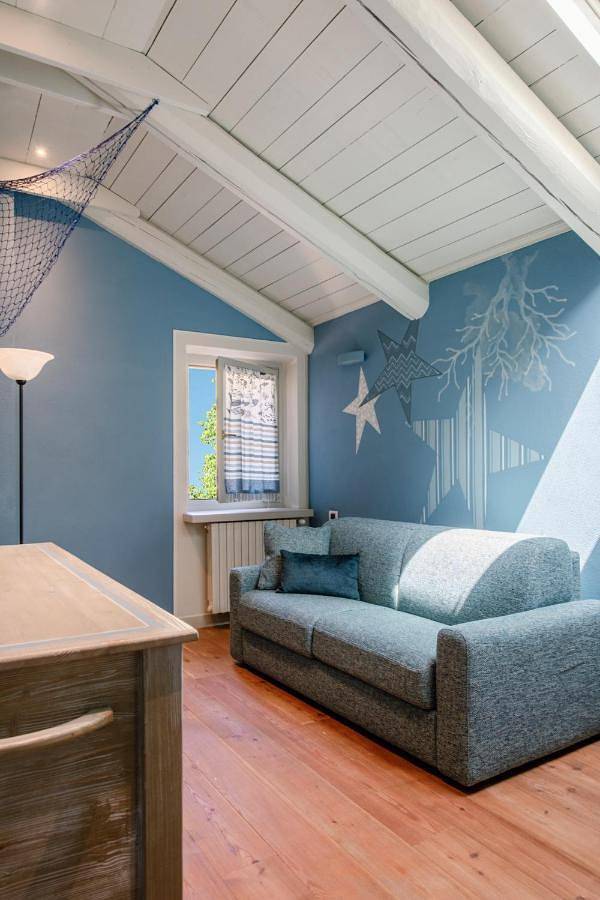 Gîte pour 2 personnes, avec vue et jardin à Manta - 2