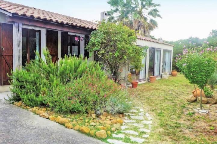 Ferienhaus für 4 Personen, mit Terrasse und Garten