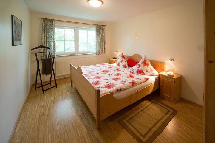 Ferienwohnung für 2 Personen, mit Balkon und Garten in Bad Windsheim - 2