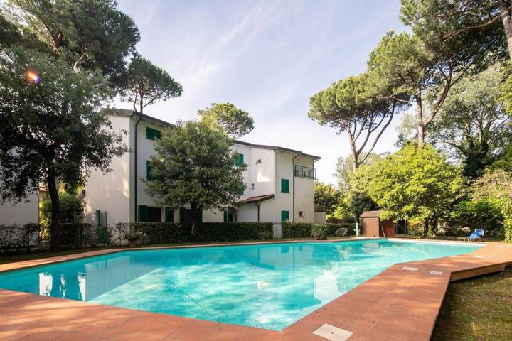 Villa per 6 persone, con piscina e terrazza nonché giardino - 1