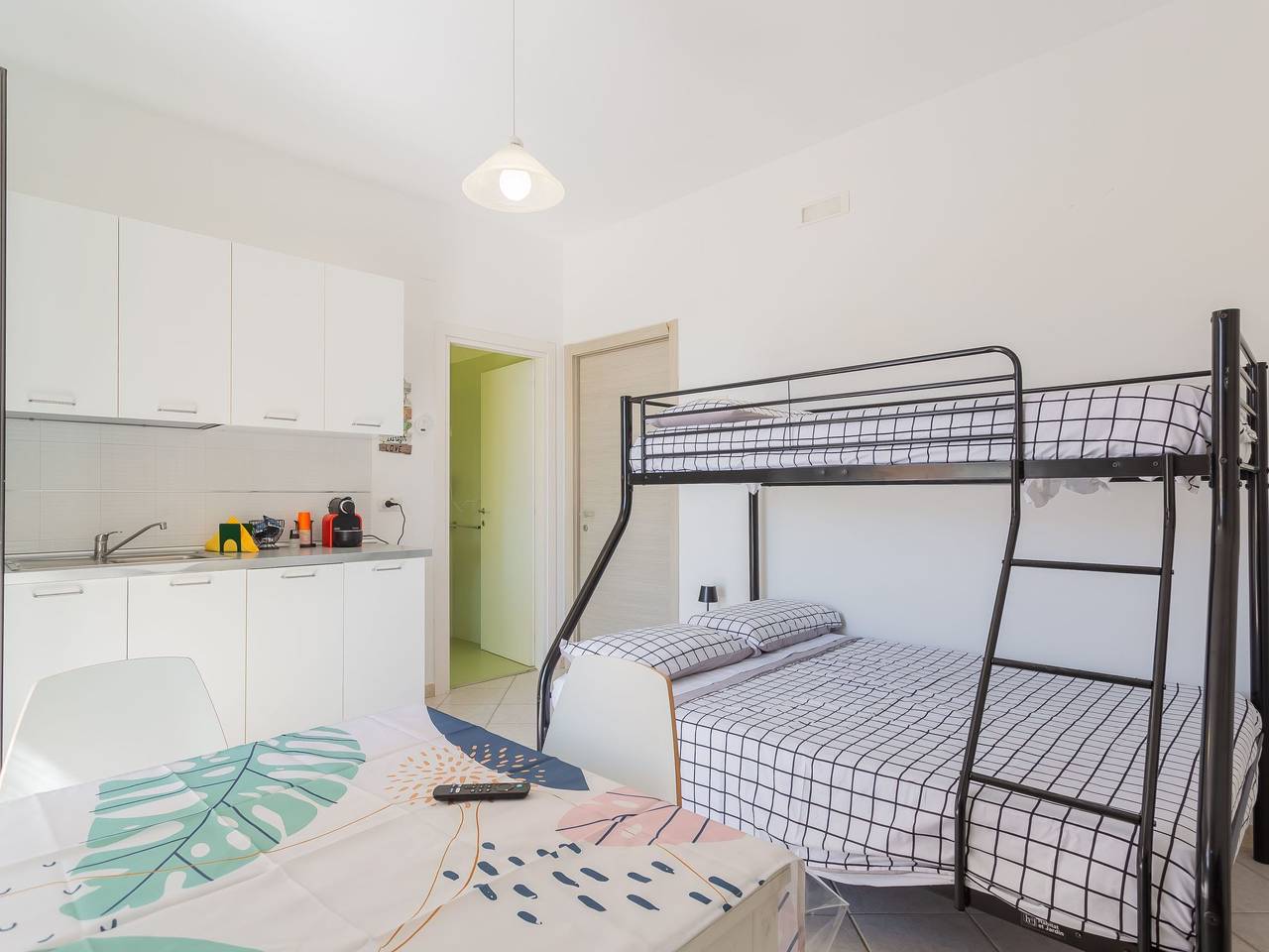 Ganze Wohnung, 5 Bnb delle Nazioni mit Parkplatz, 9min Flughafen Meer in Bitonto, Bari Provinz