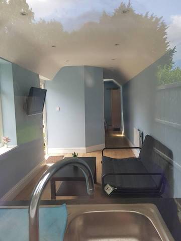 Holiday Letting for 4 People in Luton, Chiltern Hills, Photo 3