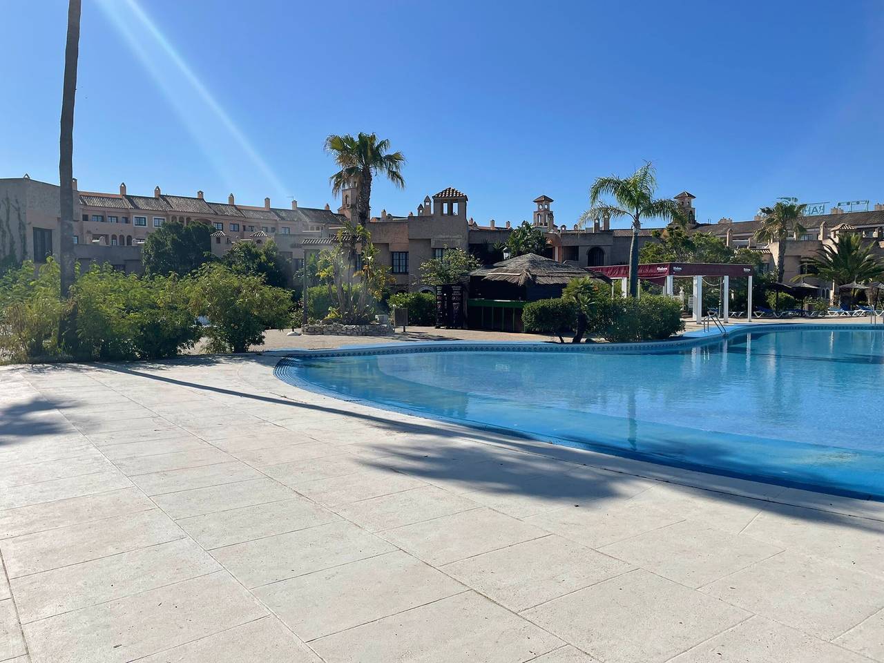 Ferienhaus 'Magnificent Bungalow 2 Floors 110' mit Seeblick, Gemeinschaftspool & privater Terrasse in San Fernando, Costa de la Luz