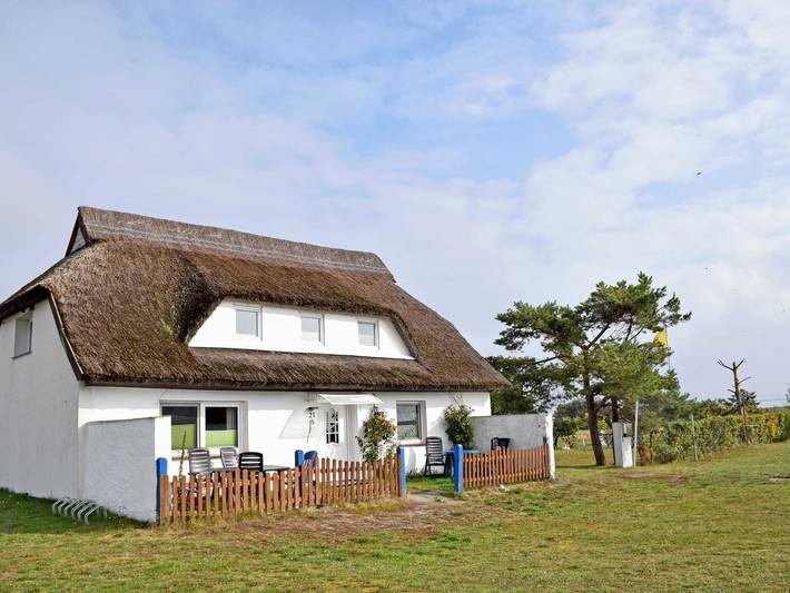 Ferienwohnung für 2 Personen, mit Terrasse und Garten auf Hiddensee