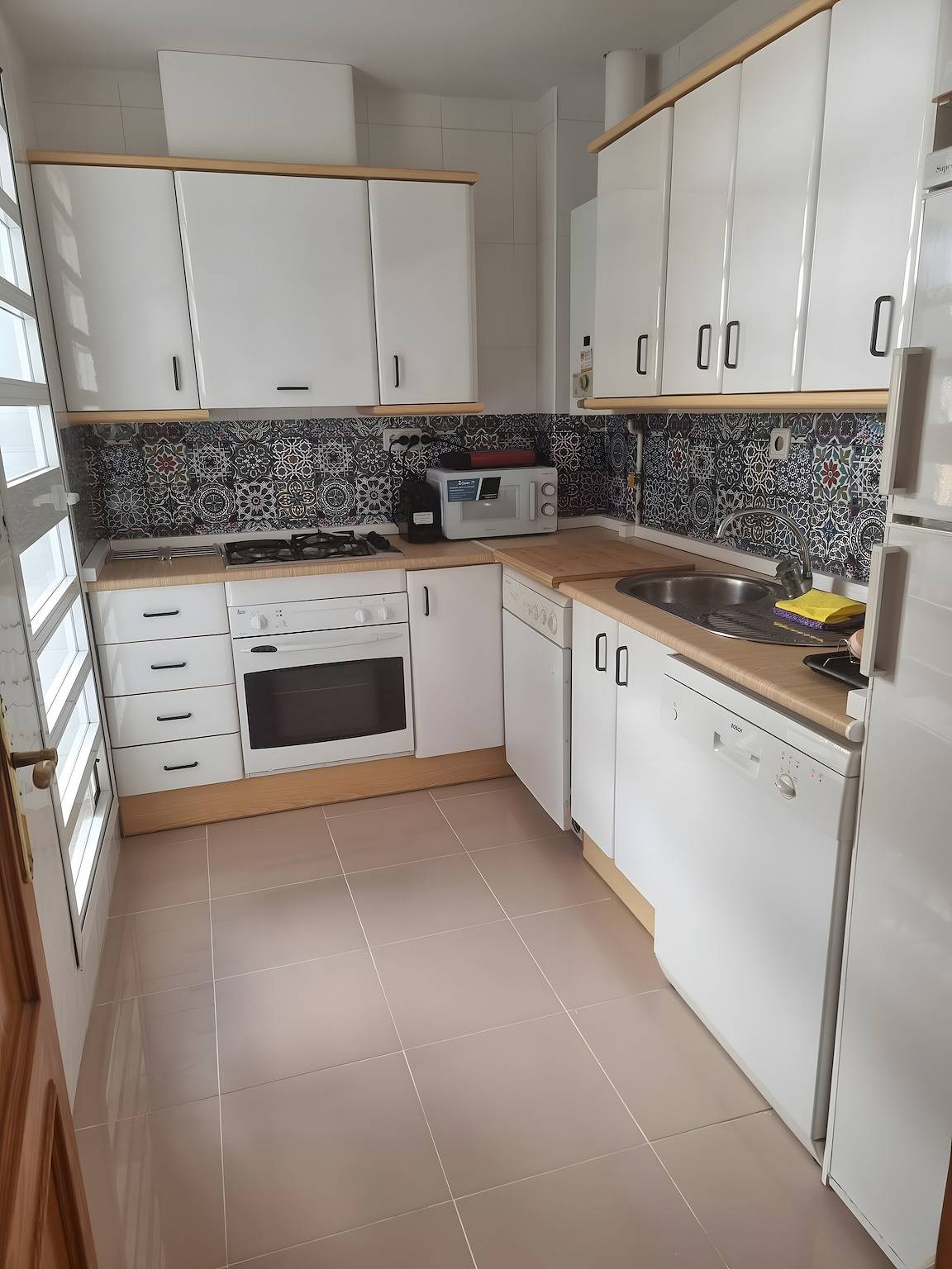Apartamento inteiro, Apartamento 'Costa Ballena' com Varanda e Estacionamento Privado in Costa Ballena, Rota
