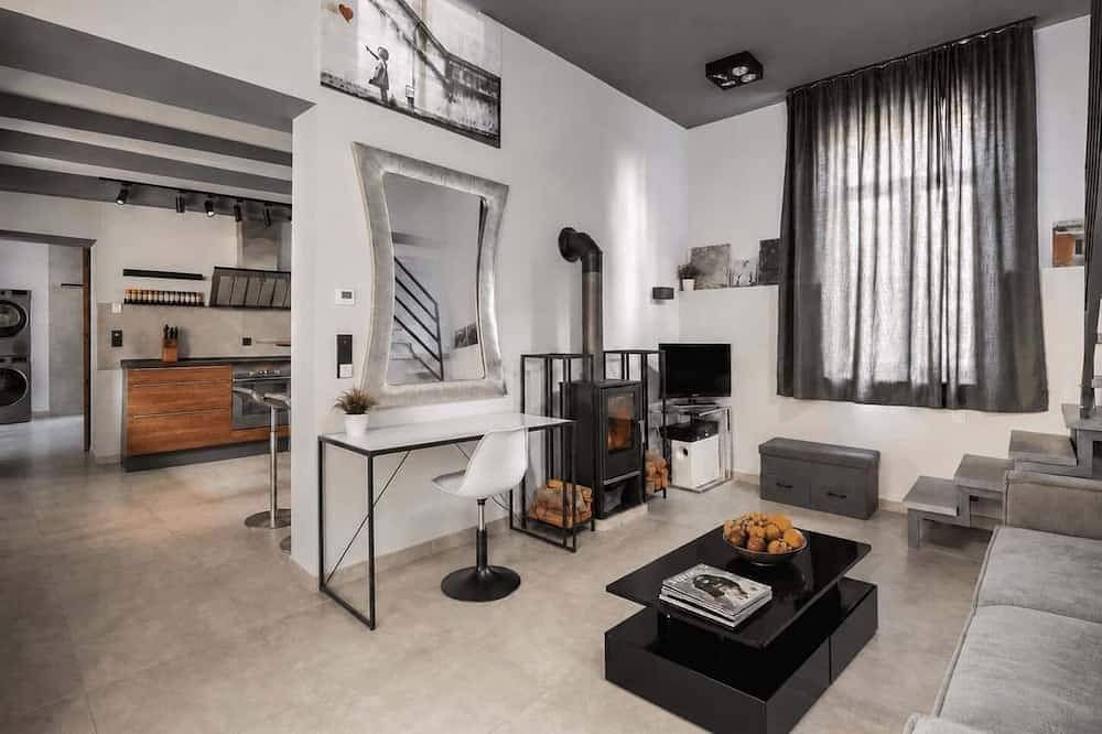 Ganze Wohnung, Stylisches Loft mit Küche, Carport & WLAN in Walzbachtal, Kraichgau