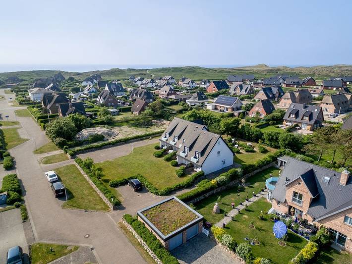 Ganze Ferienwohnung, Landhaus Westerhörn, Lütt Sünn, App. 10 - Kleine Sonne, sündhaft groß. in Nordfriesische Inseln (Schleswig-Holstein) (Schleswig-Holstein), Wenningstedt