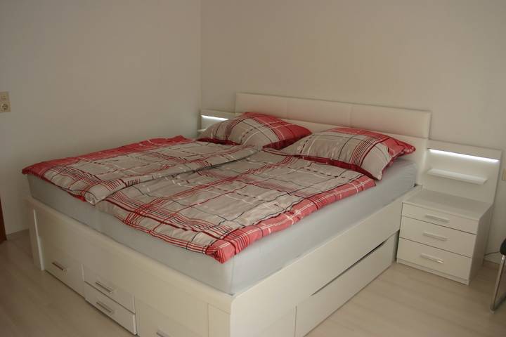 Ferienwohnung für 6 Personen, mit Balkon in Riederich