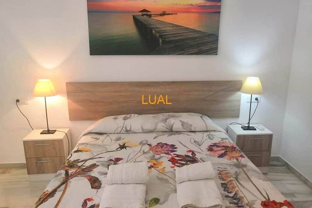 Appartamento intero, Central apartment next to the beach in Nerja Centre, Nerja