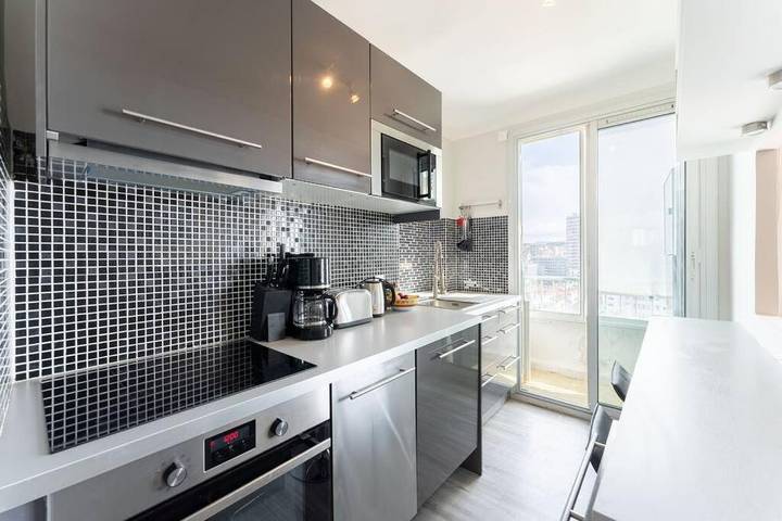 Gîte pour 4 personnes, avec Balcon ainsi que Terrasse et Vue dans Plage des Catalans - 4