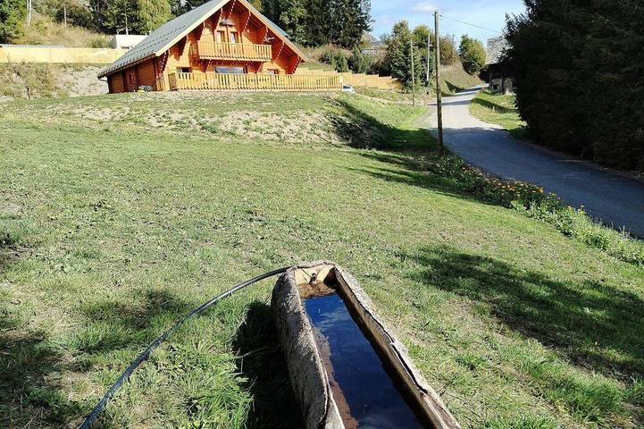 Gîte pour 8 personnes, avec jardin et balcon à Jarrier