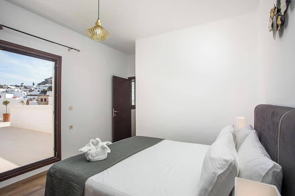 Entire apartment, Bliss Luxury Suites - Water in Lindos, Rhodes