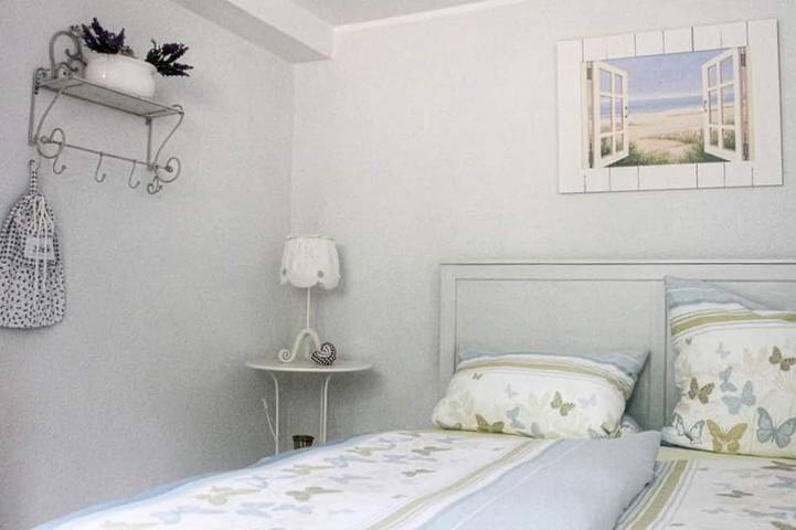 Ferienwohnung für 2 Personen, mit Terrasse und Garten in Gimmeldingen - 3