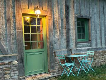 Cottage pour 2 personnes, avec terrasse et jardin à Vimoutiers