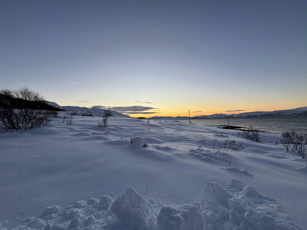 Hermosa cabaña abrazada por la bulliciosa vida salvaje in Karlsøy