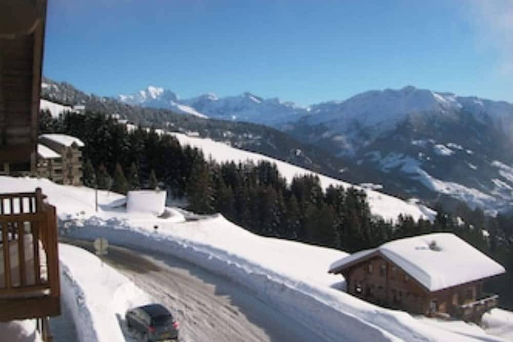 Geheel appartement, At the foot of the Ameria gondola, Locations-Lessaisies Bisanne in Villard-sur-Doron, Albertville en omgeving