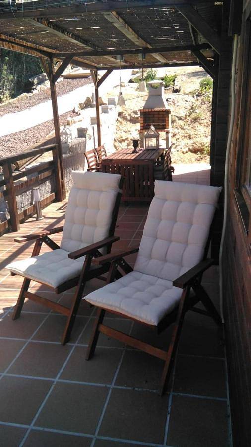 Casa rural para 8 personas, con vistas además de piscina y jardín en Robledo de Chavela - 4