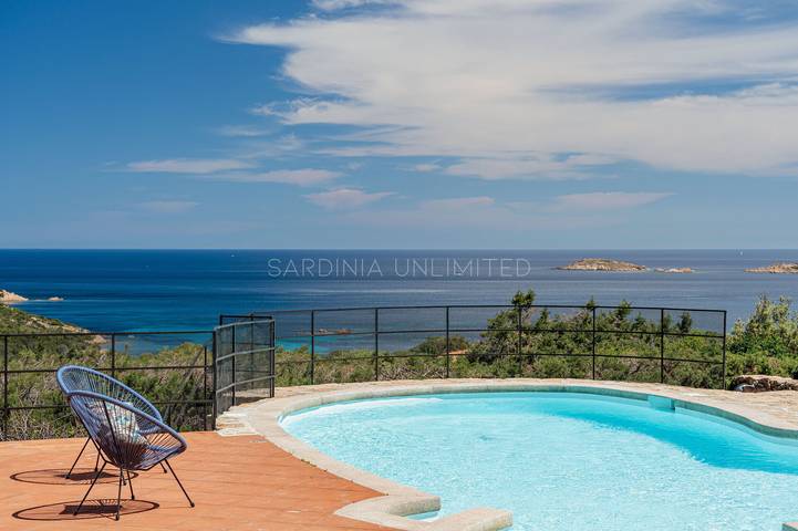 Villa pour 6 personnes, avec terrasse, animaux acceptés dans Costa Smeralda