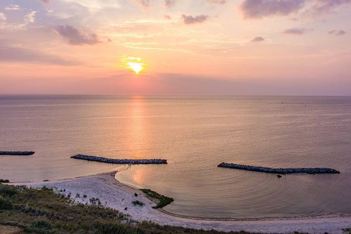 Vacation house for 11 people, with yard and pool as well as balcony in Virginia