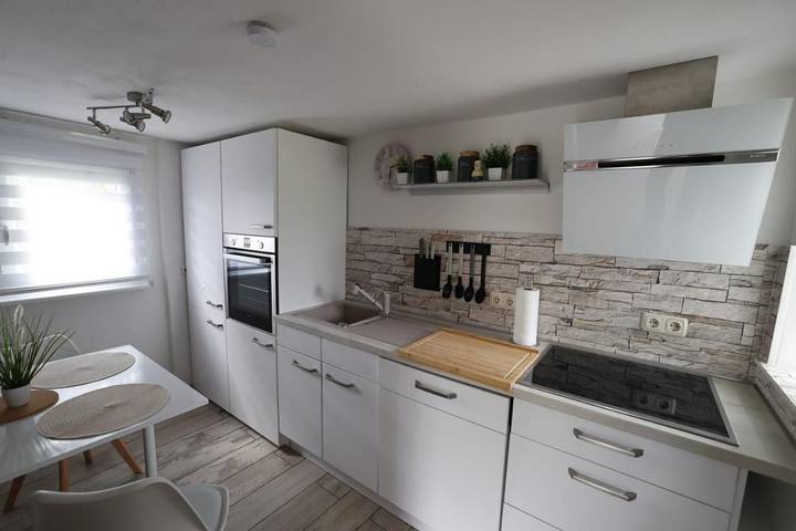 Ferienwohnung für 3 Personen, mit Balkon und Terrasse sowie Garten und Ausblick in Ruttersdorf-Lotschen - 2