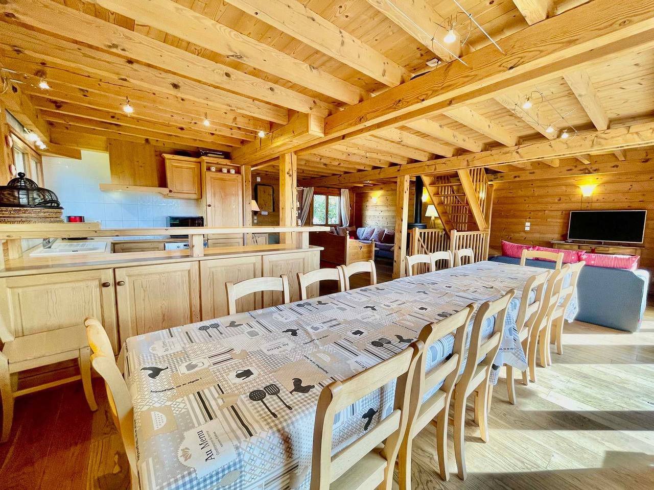 Geräumiges Chalet nahe Pisten und Zentrum, Haustiere erlaubt und Parkplatz in Crest-Voland, Albertville und Umgebung