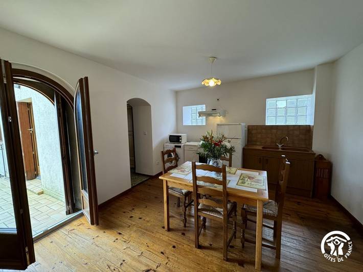 Gîte pour 4 personnes, avec jardin dans les Pyrénées-Orientales - 2