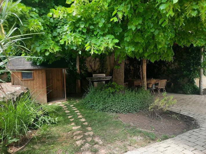 Location de vacances pour 4 personnes, avec piscine ainsi que bassin pour enfant et jardin à Vendeuvre-du-Poitou - 3