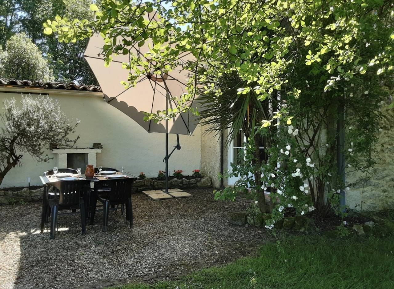 Gîte Les Saisons Tardives in Port-Sainte-Foy-et-Ponchapt, Périgord Pourpre