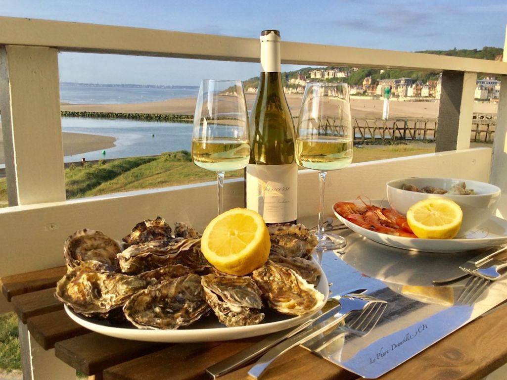 Appartement entier, Le Phare Deauville vue mer in Deauville, Région de Lisieux