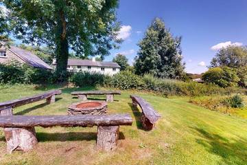 Glamping for 7 People in Exmoor, South West England, Photo 3