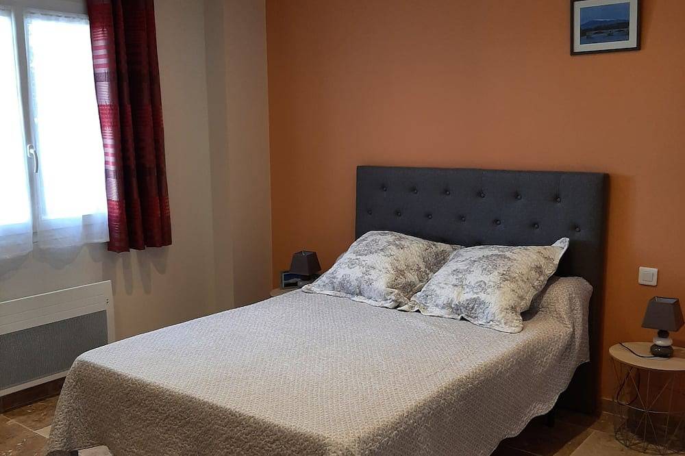Geheel appartement, Gîte sous le Chêne Vert / Ideal for cyclists and hikers / Free private parking in Mormoiron, Parc naturel régional du Mont-Ventoux