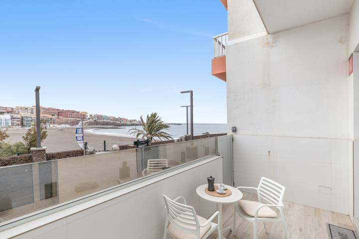 Appartement entier, Vistasmelenara 1 by Canariapartment : vue mer, terrasse privée et Wi-Fi in Melenara, Telde
