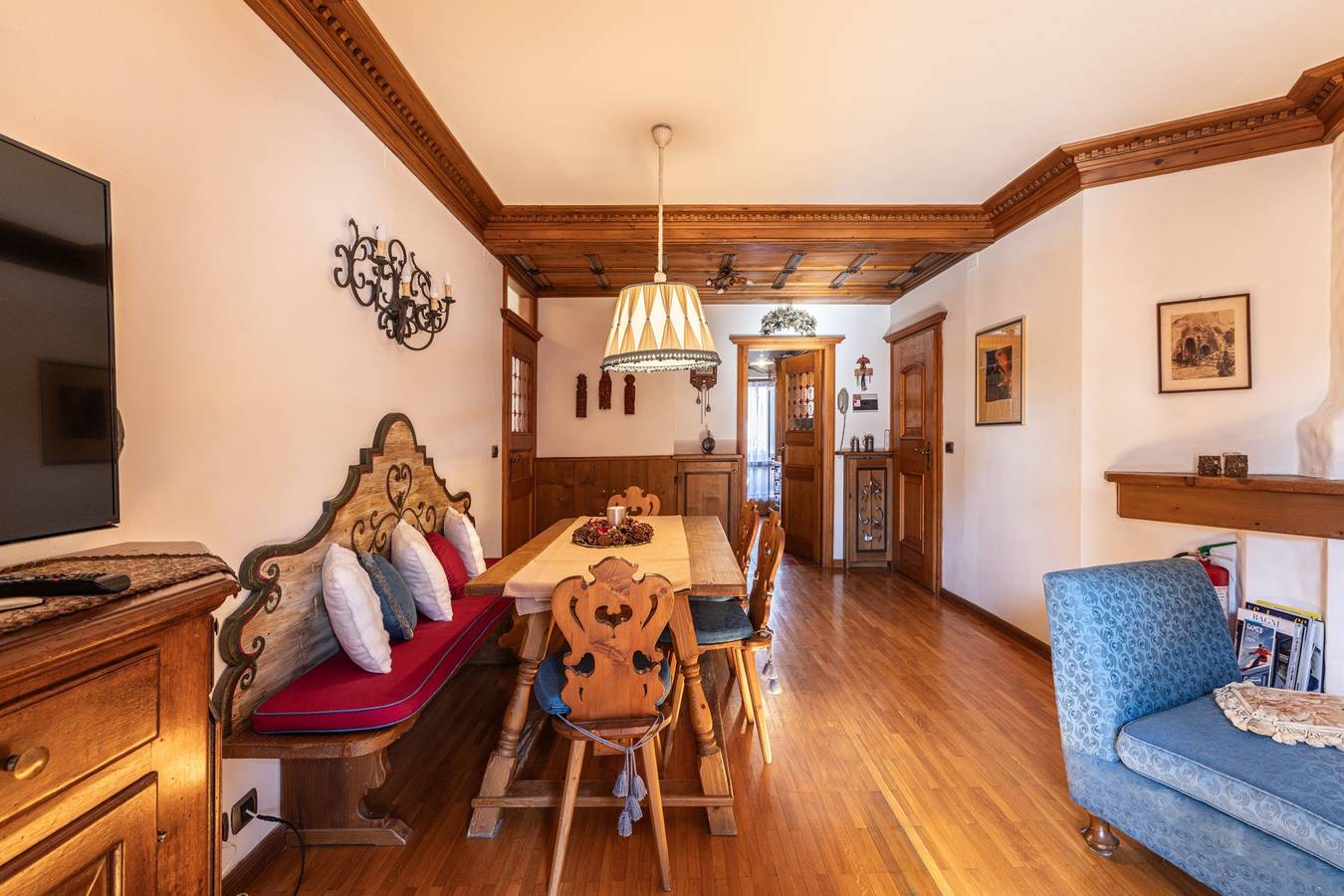 Entire apartment, Casa Amalia, con terrazzapanoramica in Cortina d'Ampezzo, Dolomiti Superski