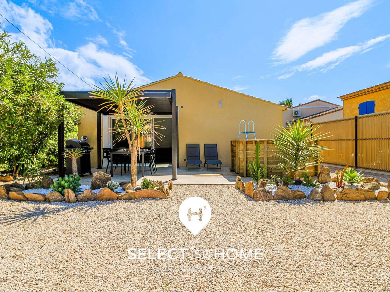 Neues Haus in Bormes-les-Mimosas mit Pool und Parkplatz inklusive in Bormes-les-Mimosas, Toulon Region