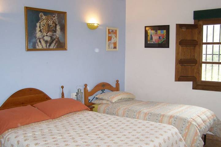 Urlaub villa, Angebot July 18 to 25, 214 euros per Nacht. Schlaffen 10. Pool in Comares, Cordillera Penibética