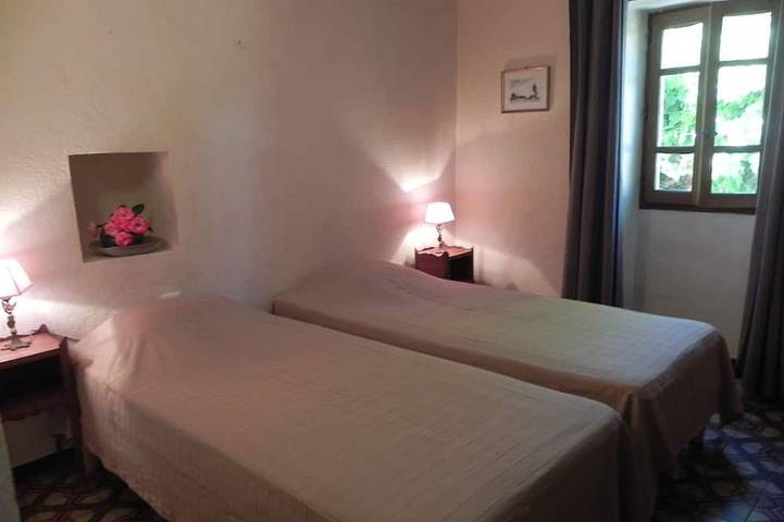 Location de vacances pour 8 personnes, avec jardin et balcon à Les Assions - 3