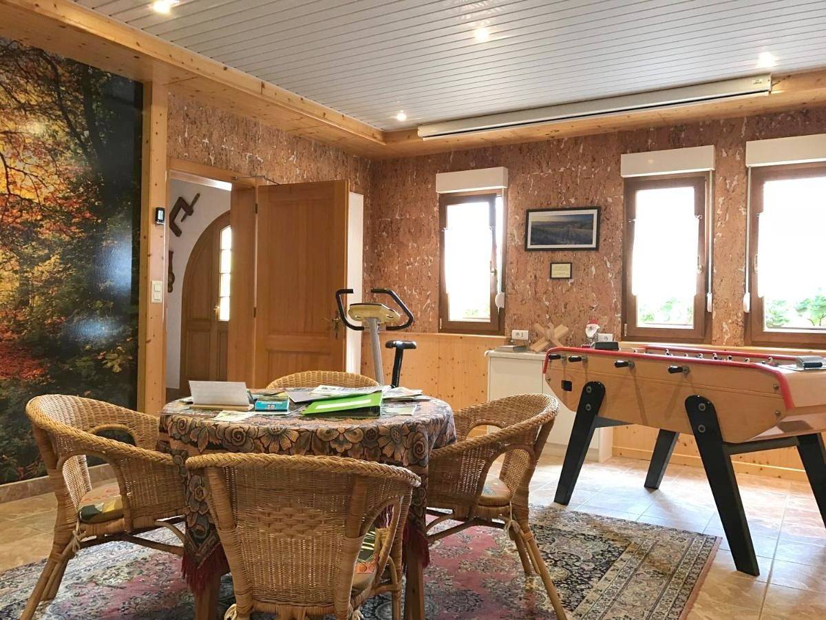 Appartement entier, Three-Bedroom Apartment in Soultzmatt, Parc naturel régional des Ballons des Vosges