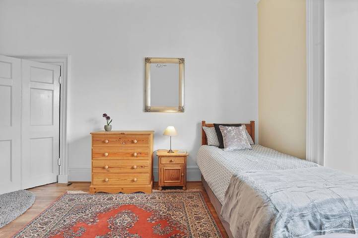 Beautiful house with spectacular views of the Pier, Lighthouse,beach and sea. in Roker, Sunderland