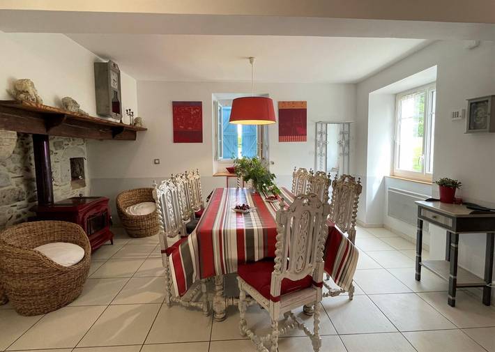 Gîte pour 8 personnes, avec terrasse et jardin en Pyrénées-Atlantiques - 3