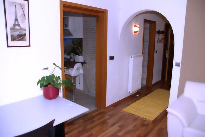 Appartement entier, Appartement de vacances "Familienapartment Komfort" avec terrasse partagée et Wi-Fi in Oberasbach, Arrondissement de Fürth
